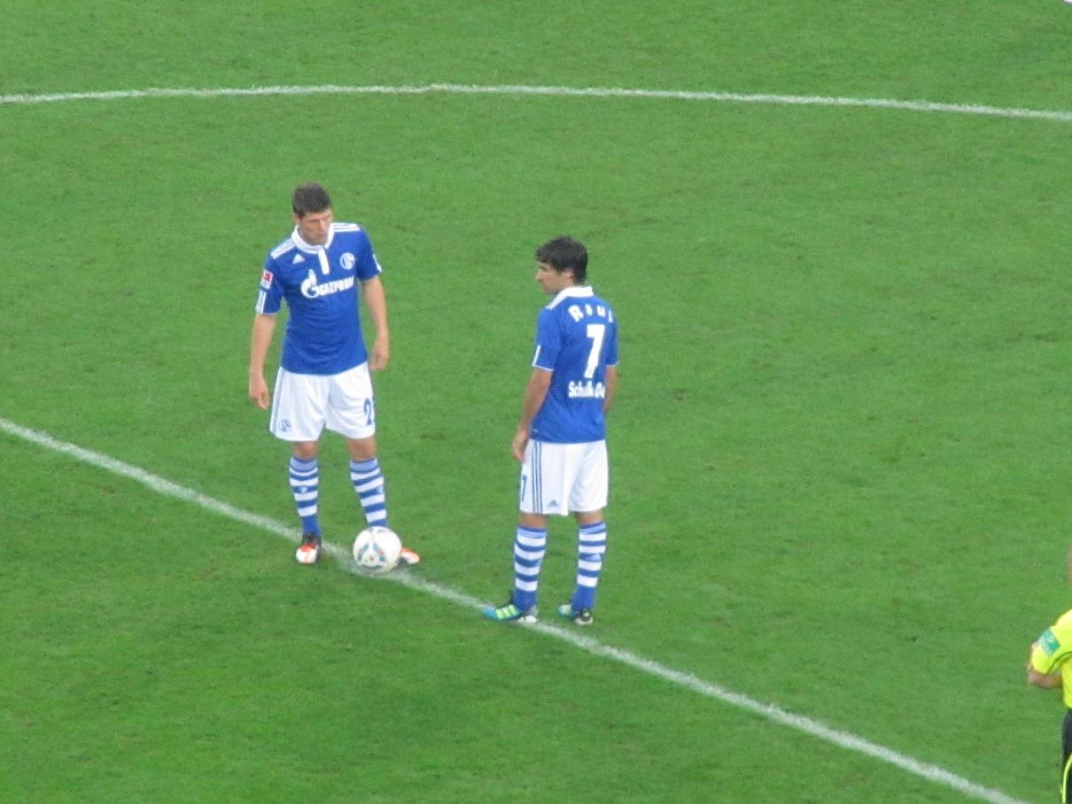 Raul und Huntelaar